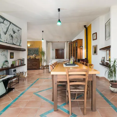 Casa Su Craminu 公寓 *